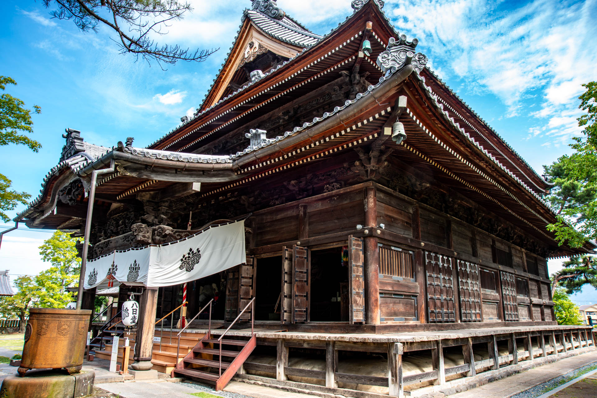 八日堂信濃国分寺